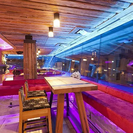 Harakiri Partyhouse Майрхофен