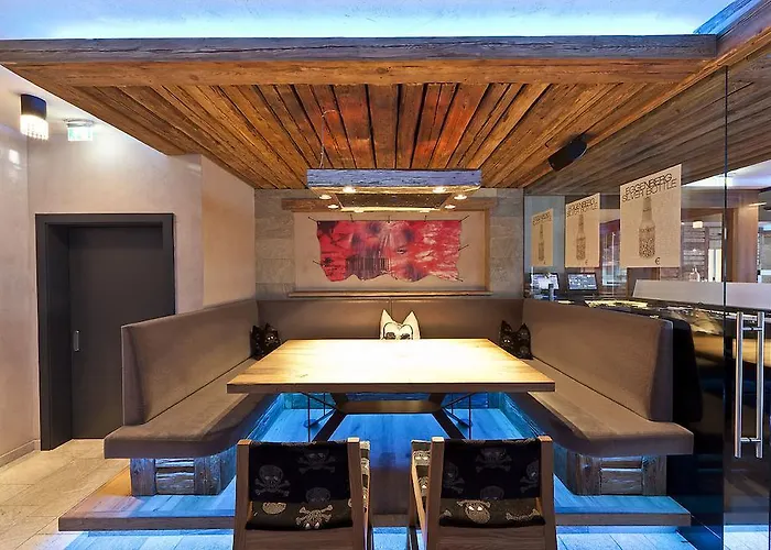 Harakiri Partyhouse Hotel Mayrhofen