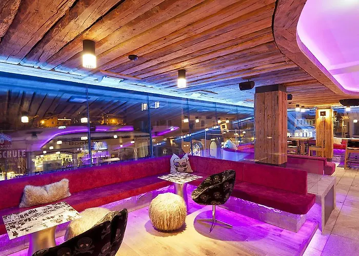 Hotel Harakiri Partyhouse