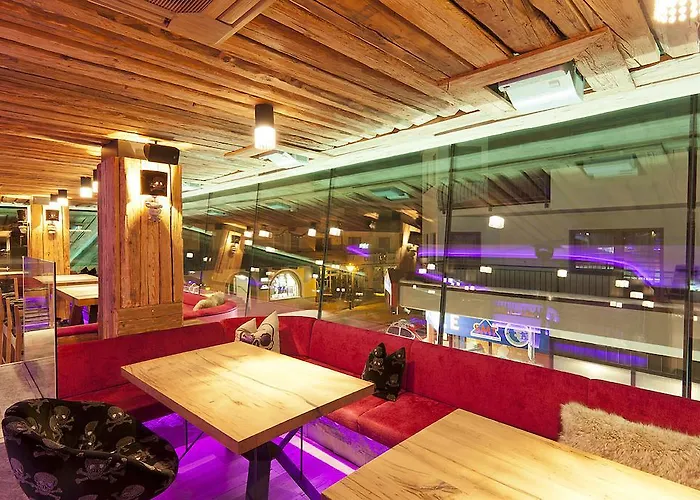 Hotel Harakiri Partyhouse 3*