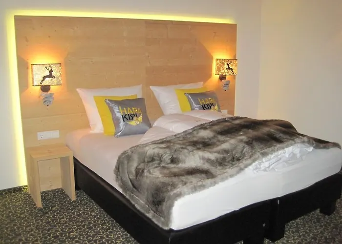 Hotel Harakiri Partyhouse 3*